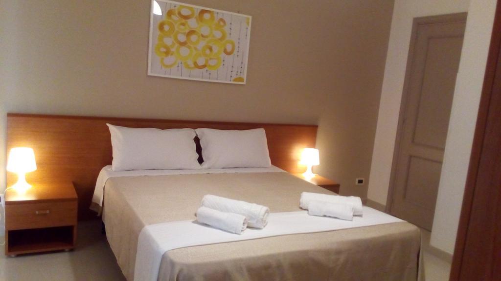 B&B Mimosa Giardini Naxos Eksteriør billede