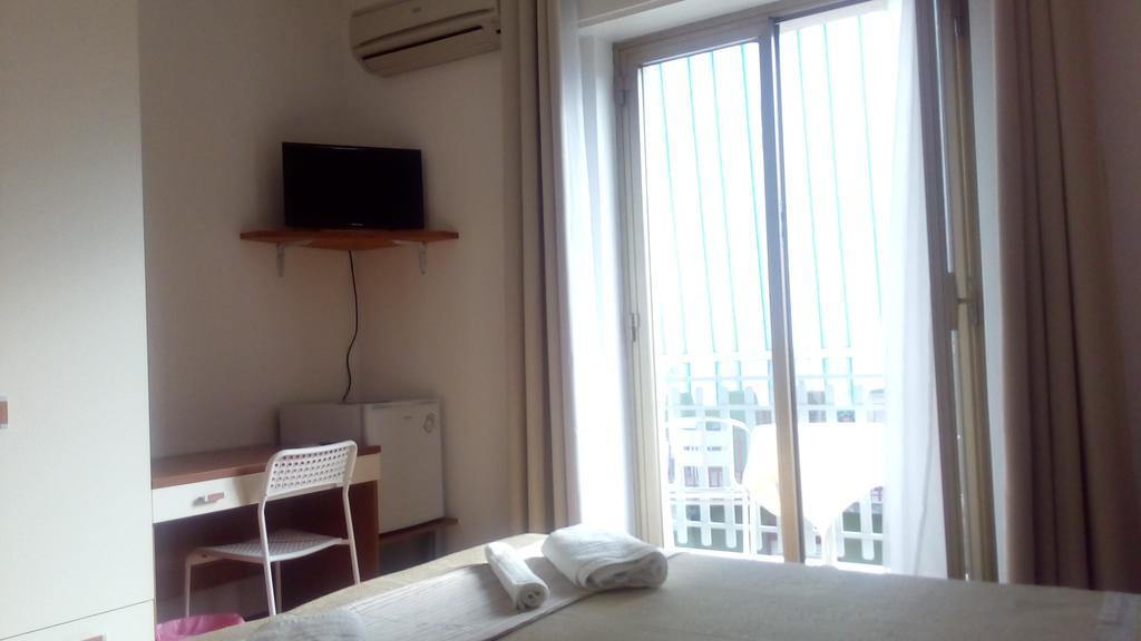 B&B Mimosa Giardini Naxos Eksteriør billede