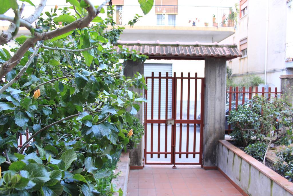 B&B Mimosa Giardini Naxos Eksteriør billede